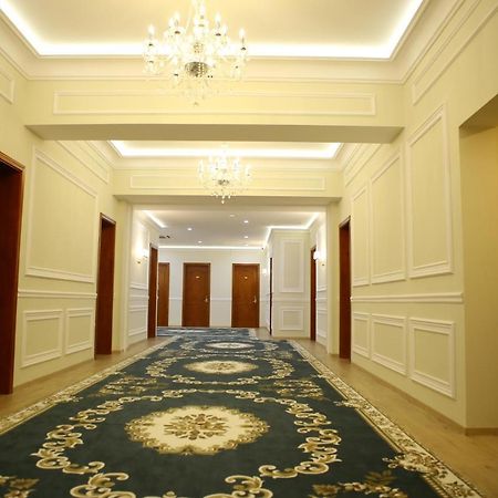 Hotel Colombo Berat Buitenkant foto